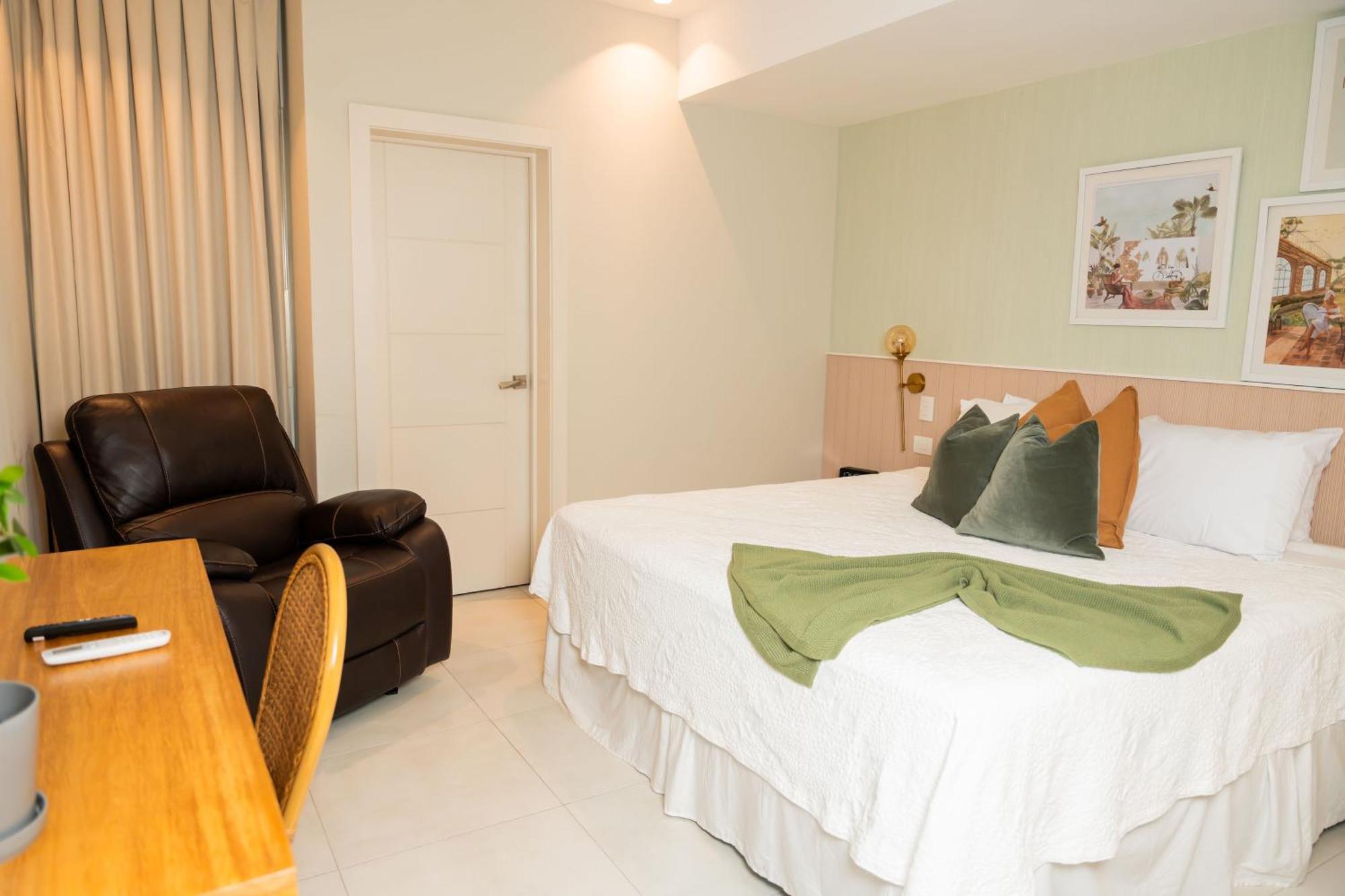 Hotel Stay Here Suites Santo Domingo Ngoại thất bức ảnh