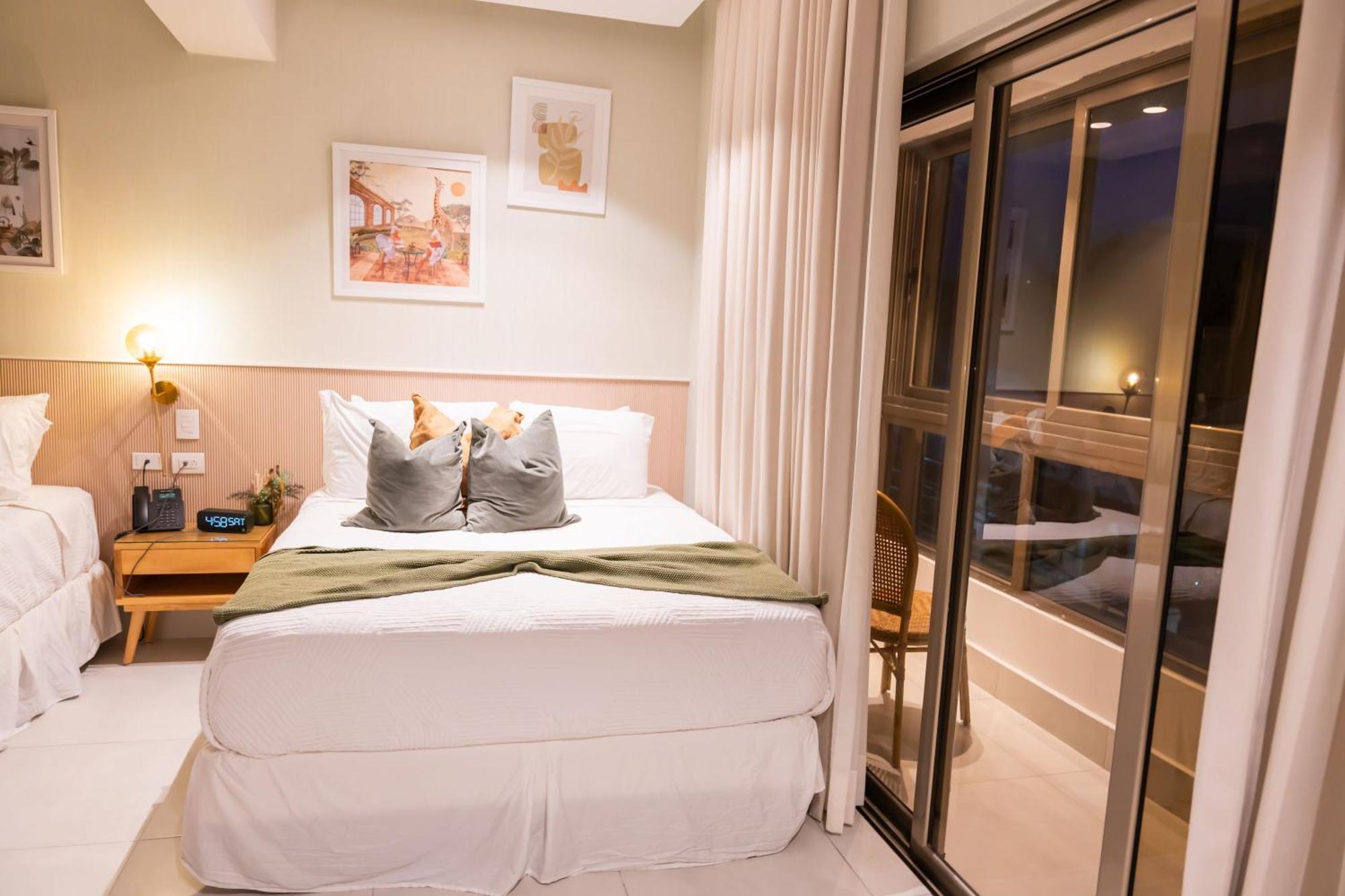Hotel Stay Here Suites Santo Domingo Ngoại thất bức ảnh