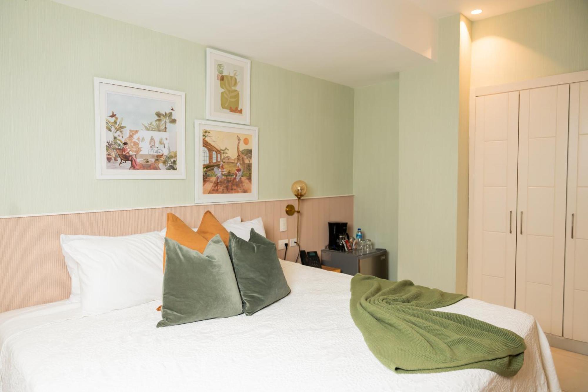 Hotel Stay Here Suites Santo Domingo Ngoại thất bức ảnh