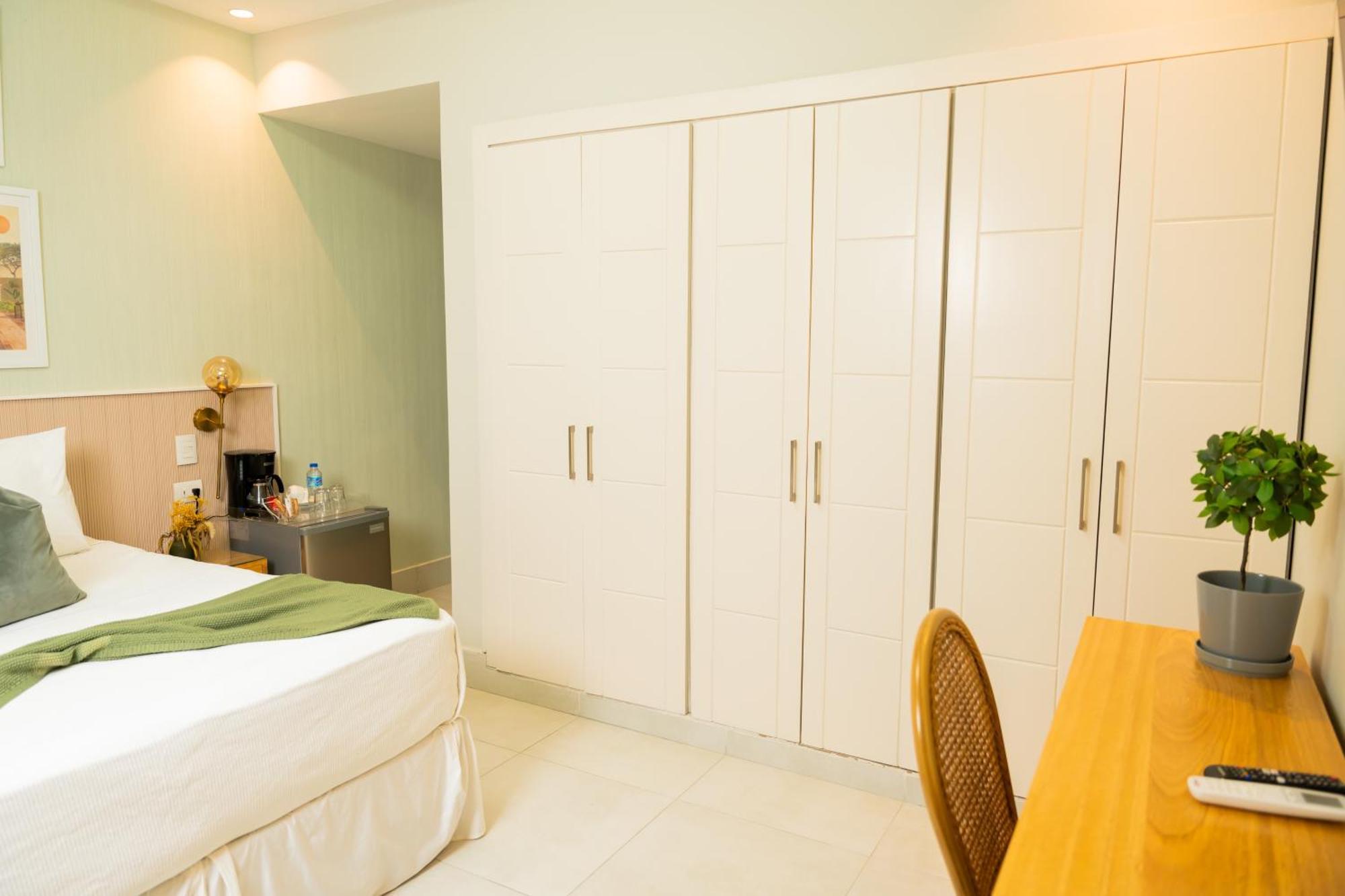 Hotel Stay Here Suites Santo Domingo Ngoại thất bức ảnh