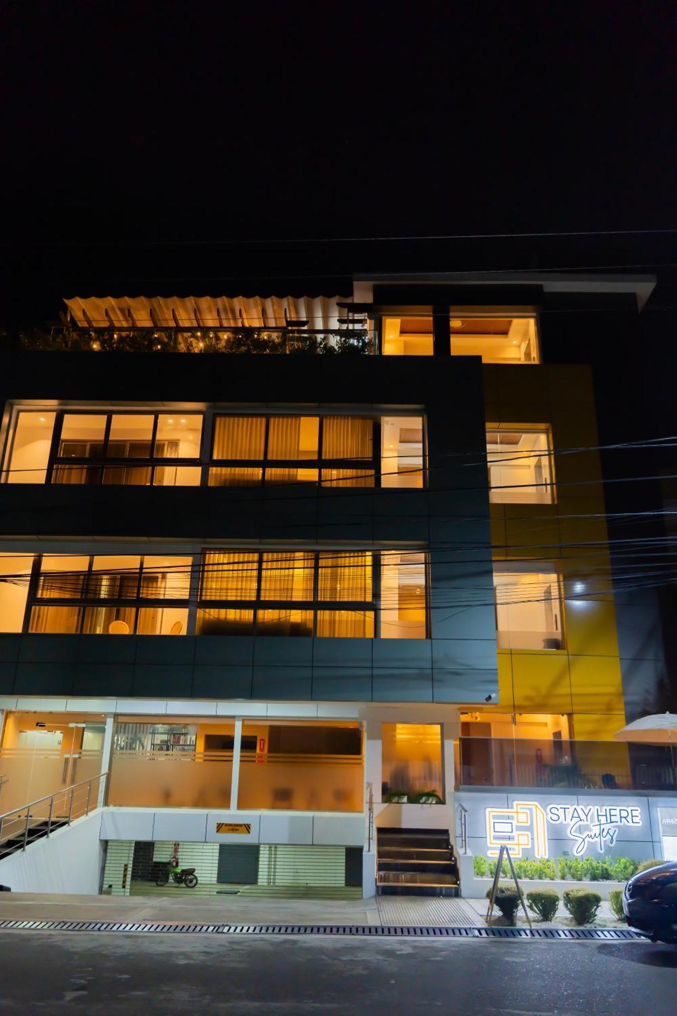 Hotel Stay Here Suites Santo Domingo Ngoại thất bức ảnh