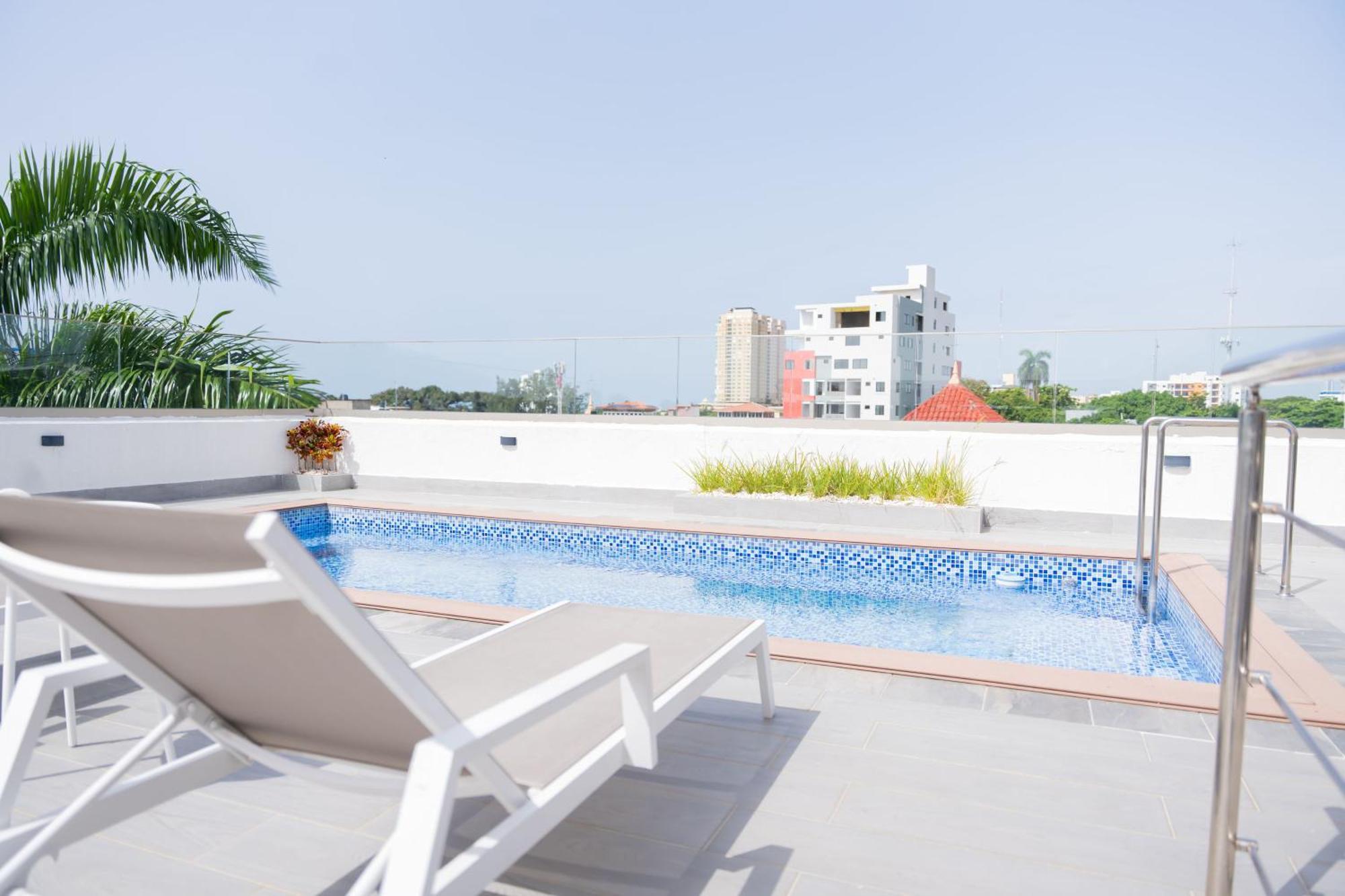 Hotel Stay Here Suites Santo Domingo Ngoại thất bức ảnh
